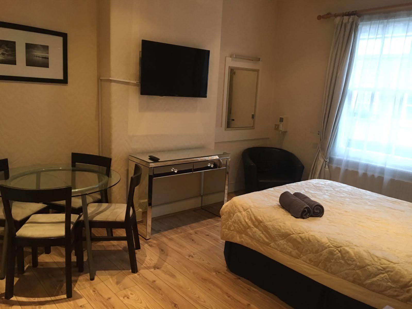 Hyde Park Rooms & Apartments Londra Esterno foto